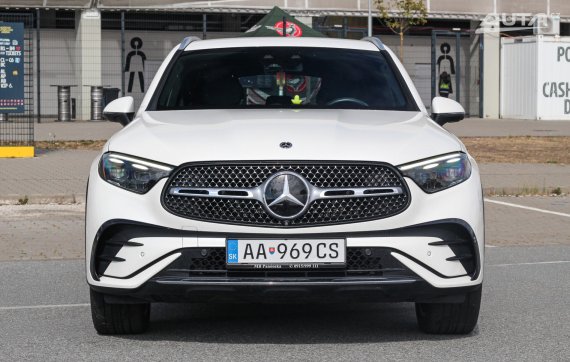 Mercedes-Benz GLC SUV 200 mHEV 4MATIC A/T, 150kW (2023) / AJ NA SPLÁTKY / PROTIÚČET / 2023 bílá
