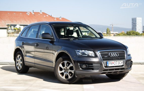 Audi Q5 2.0 TDI 170k Quattro AT/7 2009 / AJ NA SPLÁTKY / PROTIÚČET 2009 šedá