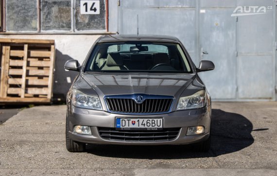 Škoda Octavia 1.8 TSI 118kW MT/6 2009 / AJ NA SPLÁTKY / PROTIÚČET 2009 hnědá