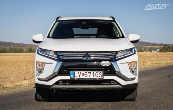 Mitsubishi Eclipse Cross 1.5T MIVEC CVT 4WD, 120 kW, A1. / AJ NA SPLÁTKY / PROTIÚČET / 2018 bílá