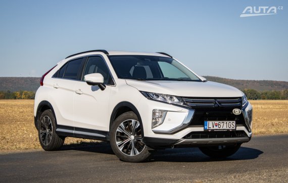 Mitsubishi Eclipse Cross 1.5T MIVEC CVT 4WD, 120 kW, A1. / AJ NA SPLÁTKY / PROTIÚČET / 2018 bílá
