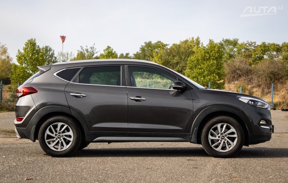 Hyundai Tucson 2.0 CRDi Style 4x4, 100 kW, M6, 5d. / AJ NA SPLÁTKY / PROTIÚČET / 2016 šedá