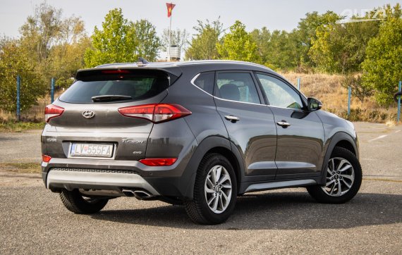 Hyundai Tucson 2.0 CRDi Style 4x4, 100 kW, M6, 5d. / AJ NA SPLÁTKY / PROTIÚČET / 2016 šedá