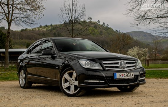 Mercedes-Benz C 200 W204 CDI Avantgarde / 100kW / A7 / AJ NA SPLÁTKY / PROTIÚČET 2012 černá