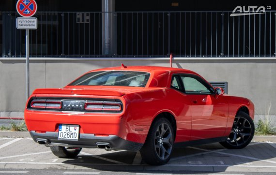 Dodge Challenger 3.6 SXT / 227kW / A8 / ZÁRUKA / AJ NA SPLÁTKY / PROTIÚČET 2019 červená