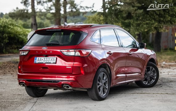 Ford Kuga 2.5 Duratec PHEV ST-Line 165kW / AJ NA SPLÁTKY / PROTIÚČET 2021 červená