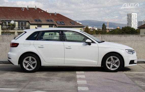 Audi A3 Sportback 1.5 TFSI 110kW AT/7 2020 / AJ NA SPLÁTKY / PROTIÚČET 2020 bílá
