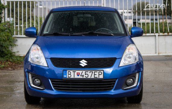 Suzuki Swift 1.2 69kW MT/5 2016 / AJ NA SPLÁTKY / PROTIÚČET 2016 modrá