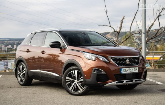 Peugeot 3008 1.6 Hybrid4 4x4 e-EAT8, 221kW (2020) / AJ NA SPLÁTKY / PROTIÚČET / 2020 hnědá