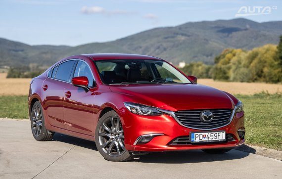 Mazda 6 2.5 Skyactiv-G Revolution TOP 2016 AT 141kW / AJ NA SPLÁTKY / PROTIÚČET 2016 červená