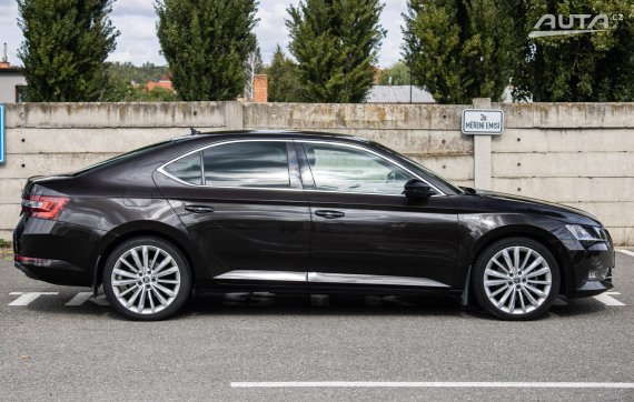 Škoda Superb 2.0 TDI L&amp;K 4x4 DSG, 140kW (2018) 2018 hnědá