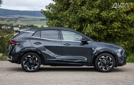 Kia Sportage 2023 4x4 132kW 2023 šedá