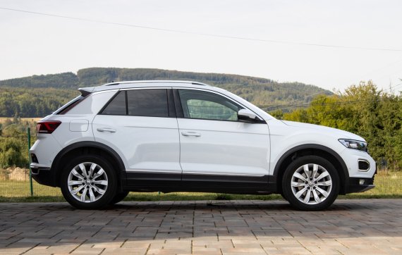 Volkswagen T-Roc 2.0 TSI Sport 4Motion DSG / 140kW / A7 / ZÁRUKA / AJ NA SPLÁTKY / PROTIÚČET 2020 bílá