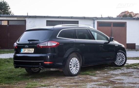 Ford Mondeo 2012 176kW FWD AT 2012 černá