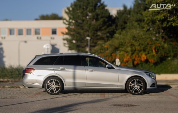 Mercedes-Benz E trieda Kombi 200 CDI BlueTEC Avantgarde A/T W212, 100 kW, A7. / AJ NA SPLÁTKY / PROTIÚČET / 2013 stříbrná metalíza