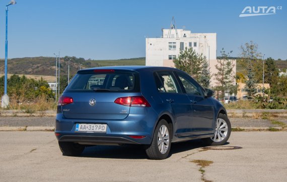 Volkswagen Golf 1.2 TSI 85k, 63kW, M5, 5d. / AJ NA SPLÁTKY / PROTIÚČET / 2012 modrá