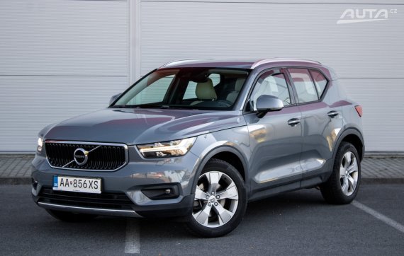 Volvo XC40 B4 AWD / 145kW / A8 / ZÁRUKA / AJ NA SPLÁTKY / PROTIÚČET 2020 - hlavní pohled