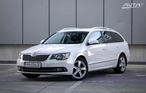Škoda Superb Combi 2.0 TDI CR Business 4x4 DSG, 125 kW, A6. / AJ NA SPLÁTKY / PROTIÚČET / 2015 - hlavní pohled