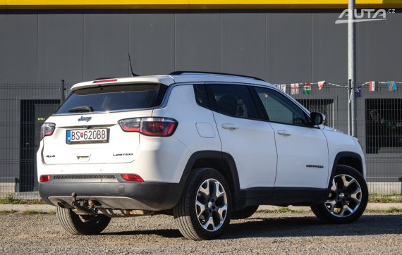 Jeep Compass 2.0L MJet 4WD Limited / 103kW / A9 / ZÁRUKA / AJ NA SPLÁTKY / PROTIÚČET 2019 bílá