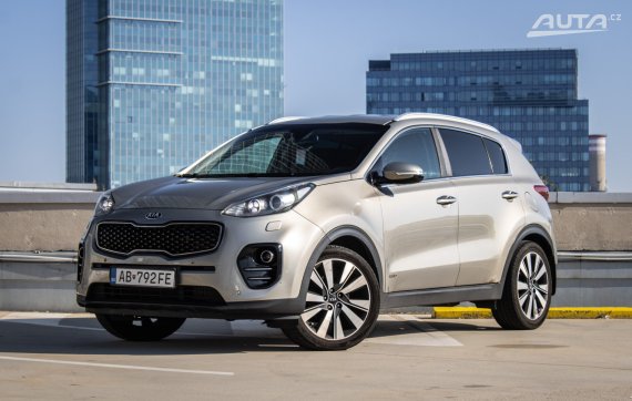Kia Sportage 2.0 CRDi HP 4WD 185k Gold, 136 kW, M6. / AJ NA SPLÁTKY / PROTIÚČET / 2016 - hlavní pohled