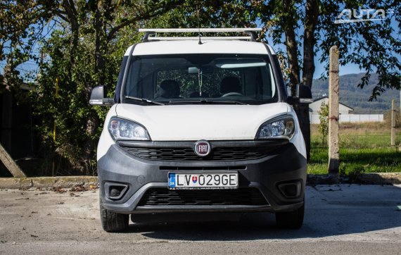 Fiat Dobló Panorama 1.4 T-Jet Plus, 88 kW, M6, 5d. / AJ NA SPLÁTKY / PROTIÚČET / 2020 bílá