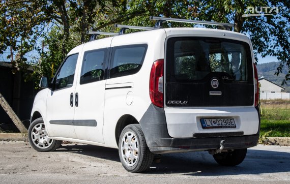 Fiat Dobló Panorama 1.4 T-Jet Plus, 88 kW, M6, 5d. / AJ NA SPLÁTKY / PROTIÚČET / 2020 bílá