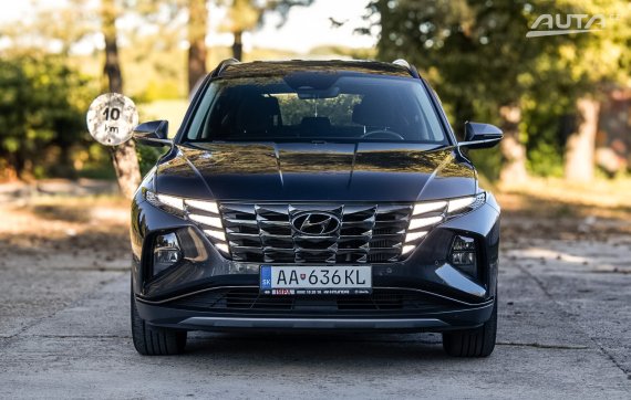 Hyundai Tucson 1.6 CRDi mHEV 2024 100kW / AJ NA SPLÁTKY / PROTIÚČET 2024 šedá