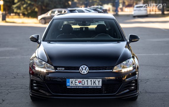 Volkswagen Golf 2.0 TDI GTD / 135kW / M6 / ZÁRUKA / AJ NA SPLÁTKY / PROTIÚČET 2017 černá