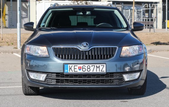 Škoda Octavia Combi 1.6 TDI DSG, 81kW (2016) / AJ NA SPLÁTKY / PROTIÚČET / 2016 šedá