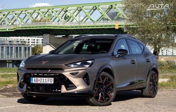 Cupra Formentor 1.5 ETSI DSG / 110kW / A7 / ZÁRUKA / AJ NA SPLÁTKY / PROTIÚČET 2026 - hlavní pohled