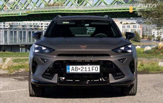 Cupra Formentor 1.5 ETSI DSG / 110kW / A7 / ZÁRUKA / AJ NA SPLÁTKY / PROTIÚČET 2026 hnědá