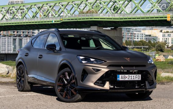 Cupra Formentor 1.5 ETSI DSG / 110kW / A7 / ZÁRUKA / AJ NA SPLÁTKY / PROTIÚČET 2026 hnědá