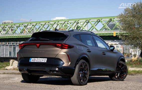 Cupra Formentor 1.5 ETSI DSG / 110kW / A7 / ZÁRUKA / AJ NA SPLÁTKY / PROTIÚČET 2026 hnědá