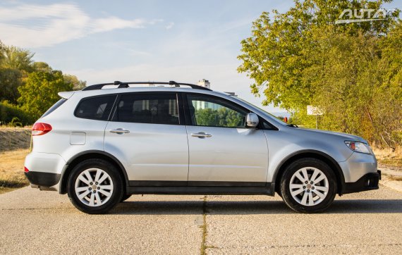 Subaru Tribeca 3.6 V6 Limited 4x4, 190 kW, A5, 7 miest / AJ NA SPLÁTKY / PROTIÚČET / 2013 šedá