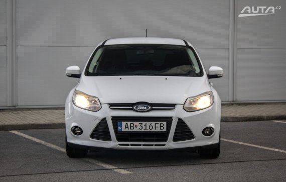 Ford Focus Kombi 1.0 SCTi, 74kW, M5, 5d. / AJ NA SPLÁTKY / PROTIÚČET / 2014 bílá