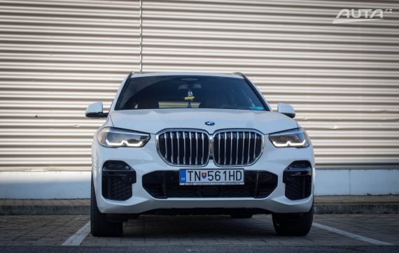 BMW X5 xDrive 30D mHEV 210kW + ZÁRUKA, M-PACKET 2022 / AJ NA SPLÁTKY / PROTIÚČET / 2022 bílá