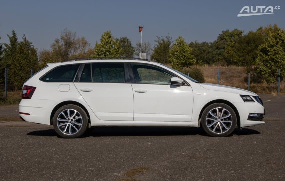 Škoda Octavia Combi 2.0 TDI Drive DSG EU6, 110kW, A6 / AJ NA SPLÁTKY / PROTIÚČET / 2017 bílá