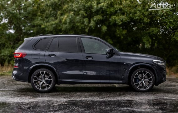 BMW X5 xDrive30d M-Paket 2022 210kW AT/8 / AJ NA SPLÁTKY / PROTIÚČET 2022 černá