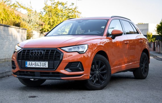 Audi Q3 35 1.5 TFSI S tronic / 110kW / A7 / ZÁRUKA / AJ NA SPLÁTKY / PROTIÚČET 2025 - hlavní pohled