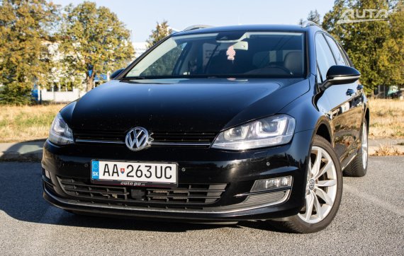 Volkswagen Golf Variant 2.0 TDI DSG, 110kW (2015) / AJ NA SPLÁTKY / PROTIÚČET / 2015 černá
