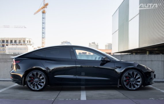 Tesla Model 3 Performance 82kWh AWD / 377kW / ZÁRUKA / AJ NA SPLÁTKY / PROTIÚČET 2022 černá