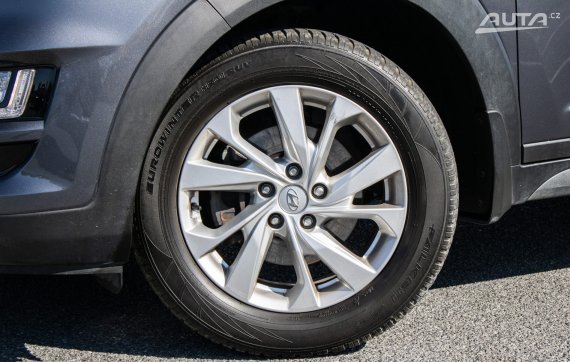 Hyundai Tucson 1.6 T-GDi 4x4, 130kW (2018) / AJ NA SPLÁTKY / PROTIÚČET / 2018 šedá