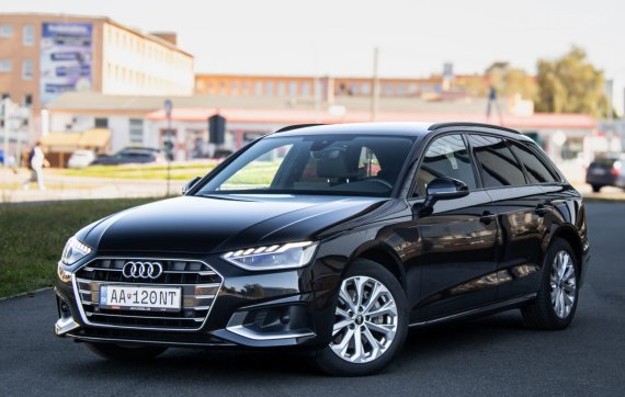 Audi A4 Avant 40 2.0 TDI mHEV S tronic / 150kW / A7 / ZÁRUKA / AJ NA SPLÁTKY / PROTIÚČET
