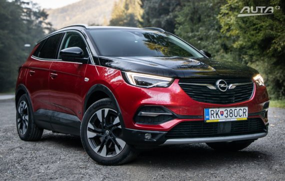Opel Grandland X 1.6 TURBO PHEV Ultimate 4x4 147kW AT/8 2021 / AJ NA SPLÁTKY / PROTIÚČET 2021 červená