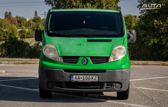 Renault Trafic Furgon 2.0 dCi 115k L2H1P2, 84kW, M6 / AJ NA SPLÁTKY / PROTIÚČET / 2011 zelená
