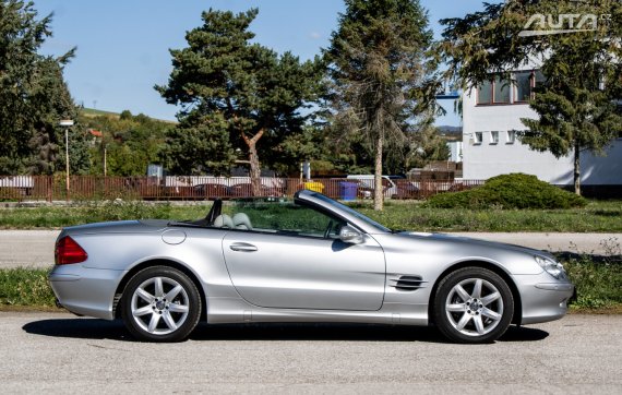 Mercedes-Benz SL 350 V6 180kW / 245k 2004 RWD AT / AJ NA SPLÁTKY / PROTIÚČET 2004 stříbrná metalíza