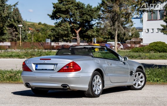 Mercedes-Benz SL 350 V6 180kW / 245k 2004 RWD AT / AJ NA SPLÁTKY / PROTIÚČET 2004 stříbrná metalíza