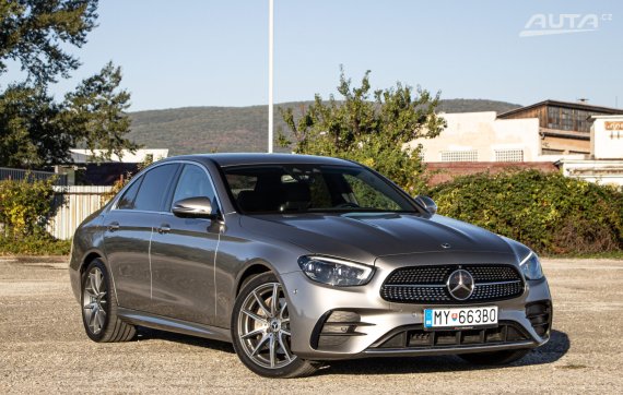 Mercedes-Benz E trieda Sedan 220 d 4MATIC A/T AMG Line, 143kW, A9, ZÁRUKA / AJ NA SPLÁTKY / PROTIÚČET / 2020 stříbrná metalíza