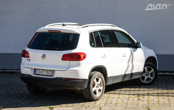 Volkswagen Tiguan 2.0 TDI 4x4, 103kW (2011) / AJ NA SPLÁTKY / PROTIÚČET / 2011 bílá