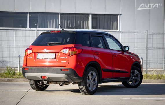 Suzuki Vitara 1.6 DDiS Elegance 4WD, 88 kW, M6, 5d. / AJ NA SPLÁTKY / PROTIÚČET / 2015 červená